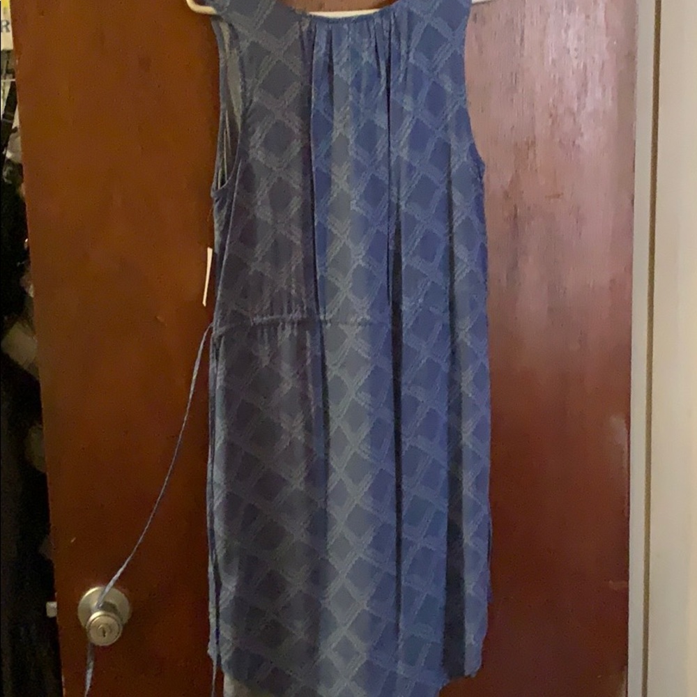 Sundress - Picture 2 of 5